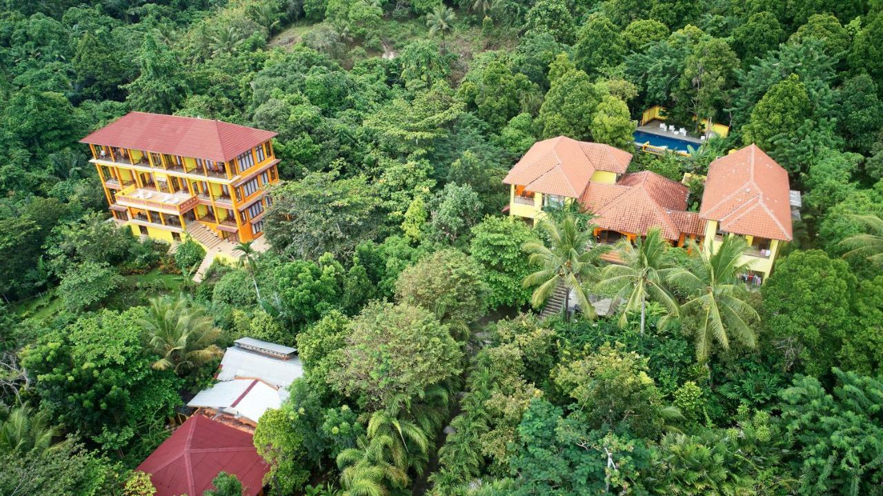 Villa Ma'Rasai Ternate Dış mekan fotoğraf